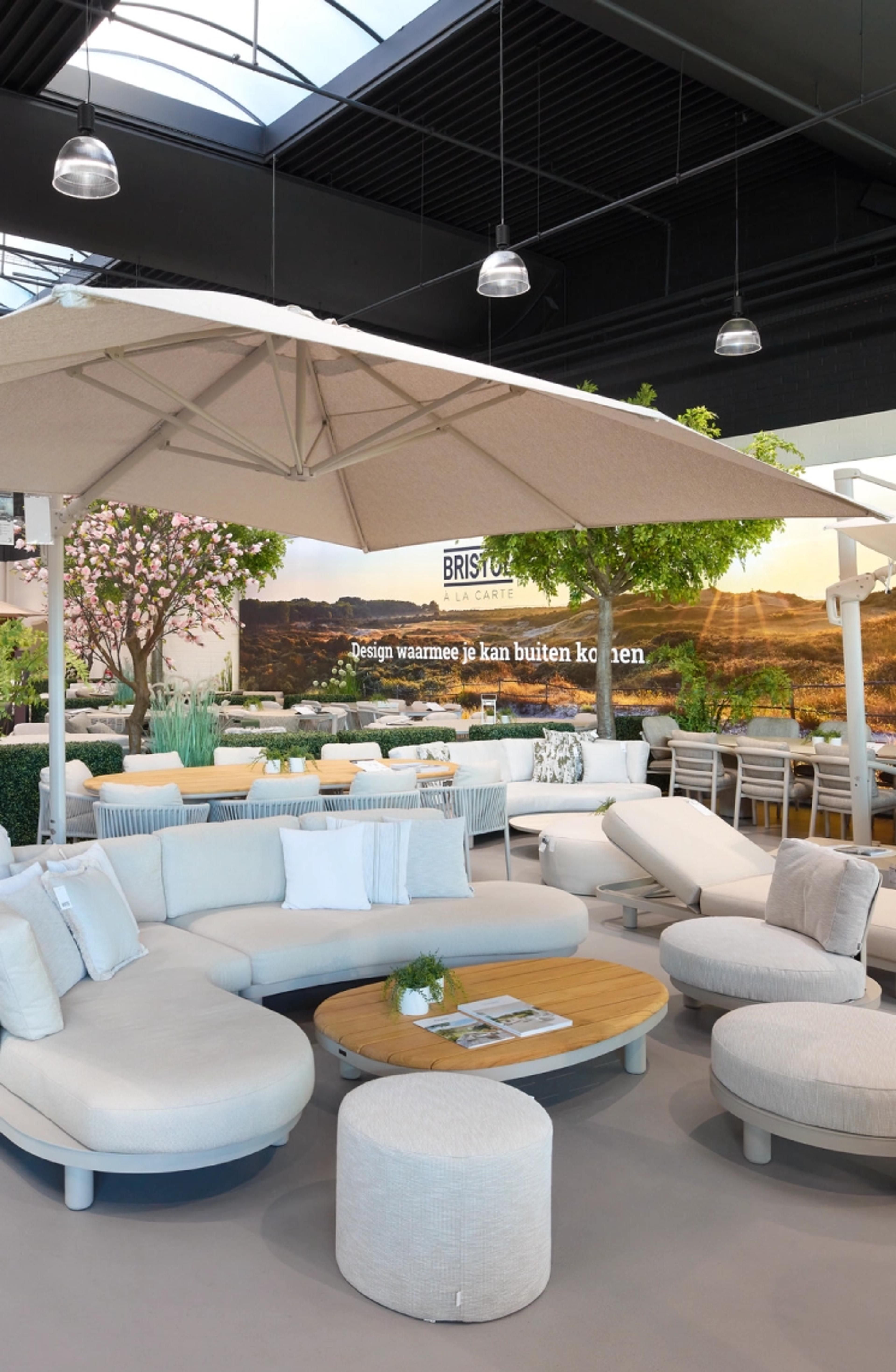Uitgebreid assortiment van showroom Exterioo Zaventem