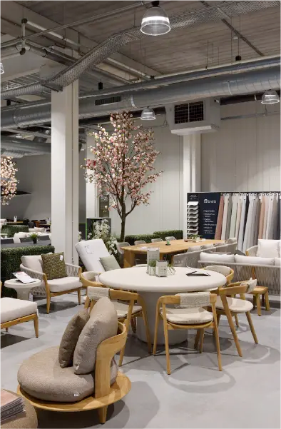 Uitgebreid assortiment van showroom Eigenbrakel