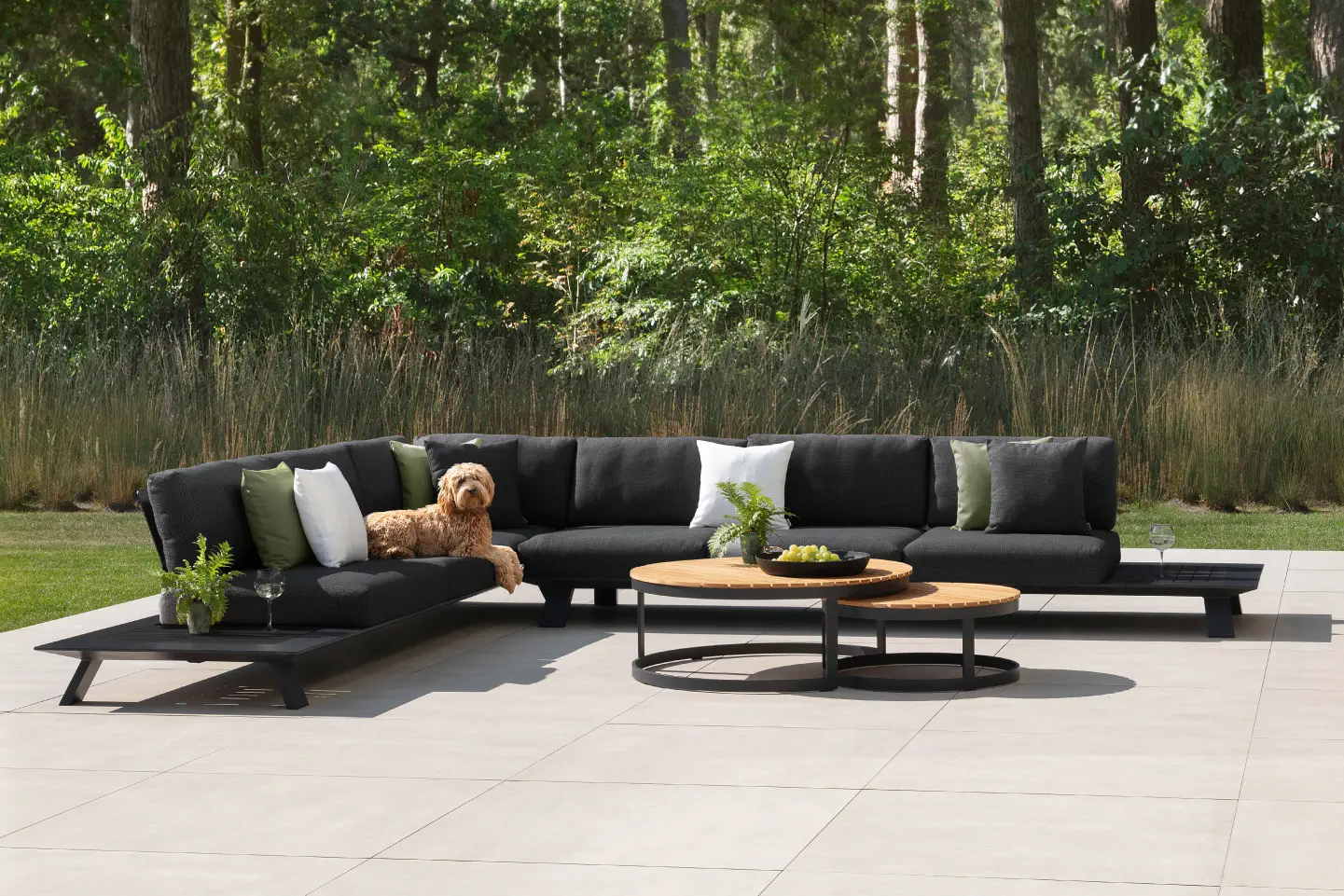 Cesano lounge in zomerse setting