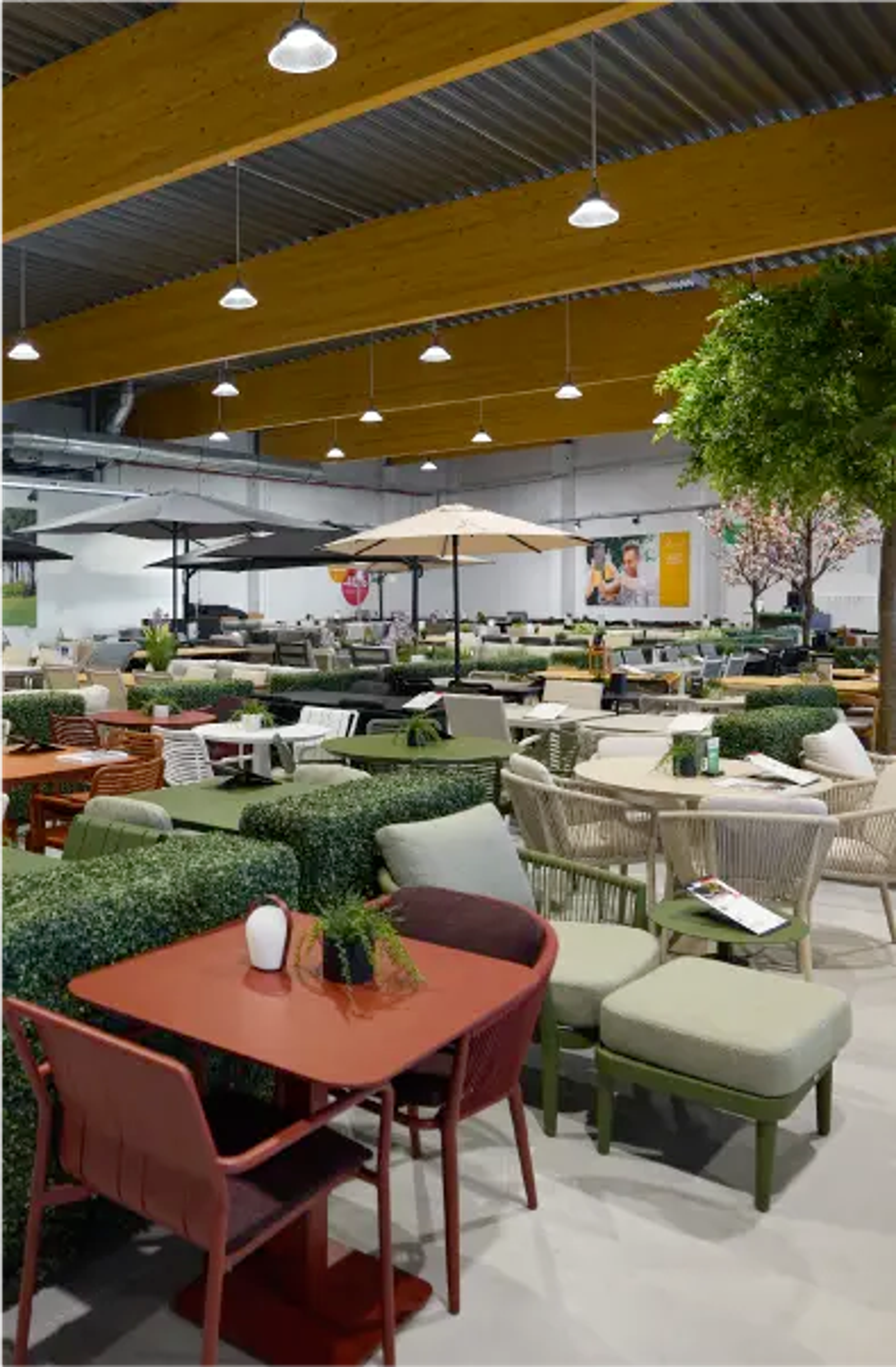 Un vaste choix dans le showroom Exterioo Charleroi