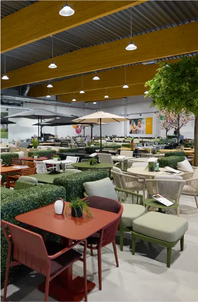 Un vaste choix dans le showroom Exterioo Charleroi