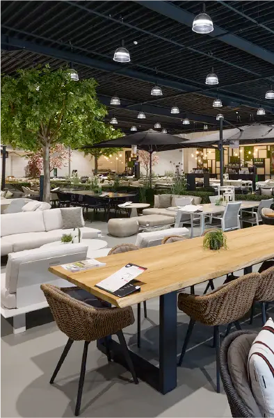 Large assortiment du showroom Exterioo Hasselt