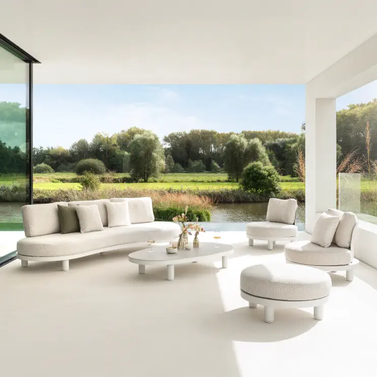 Terrasse estivale avec salon de jardin Bristol à la carte par Exterioo mobilier de jardin