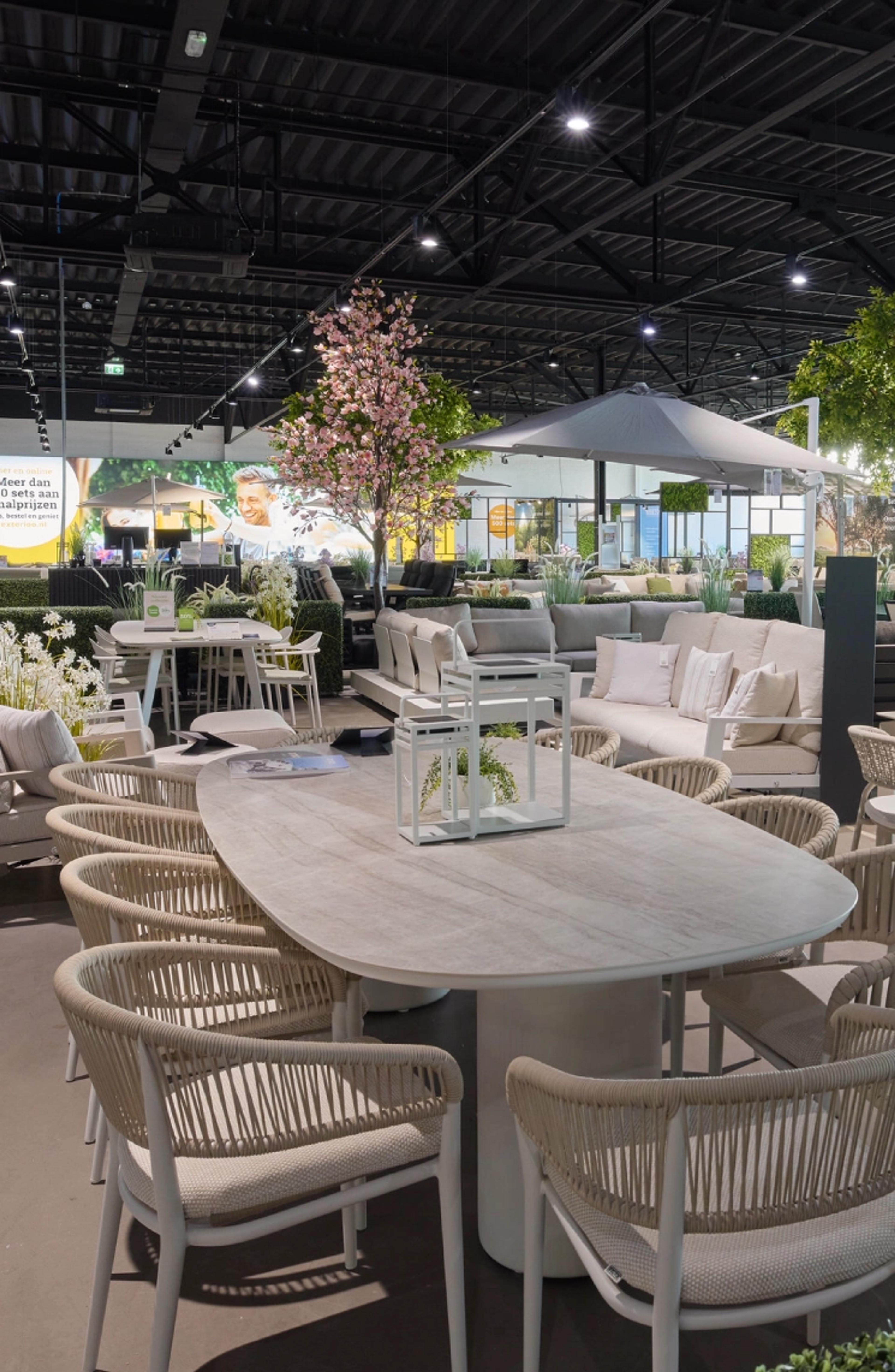 Uitgebreid assortiment van showroom Exterioo Zaandam