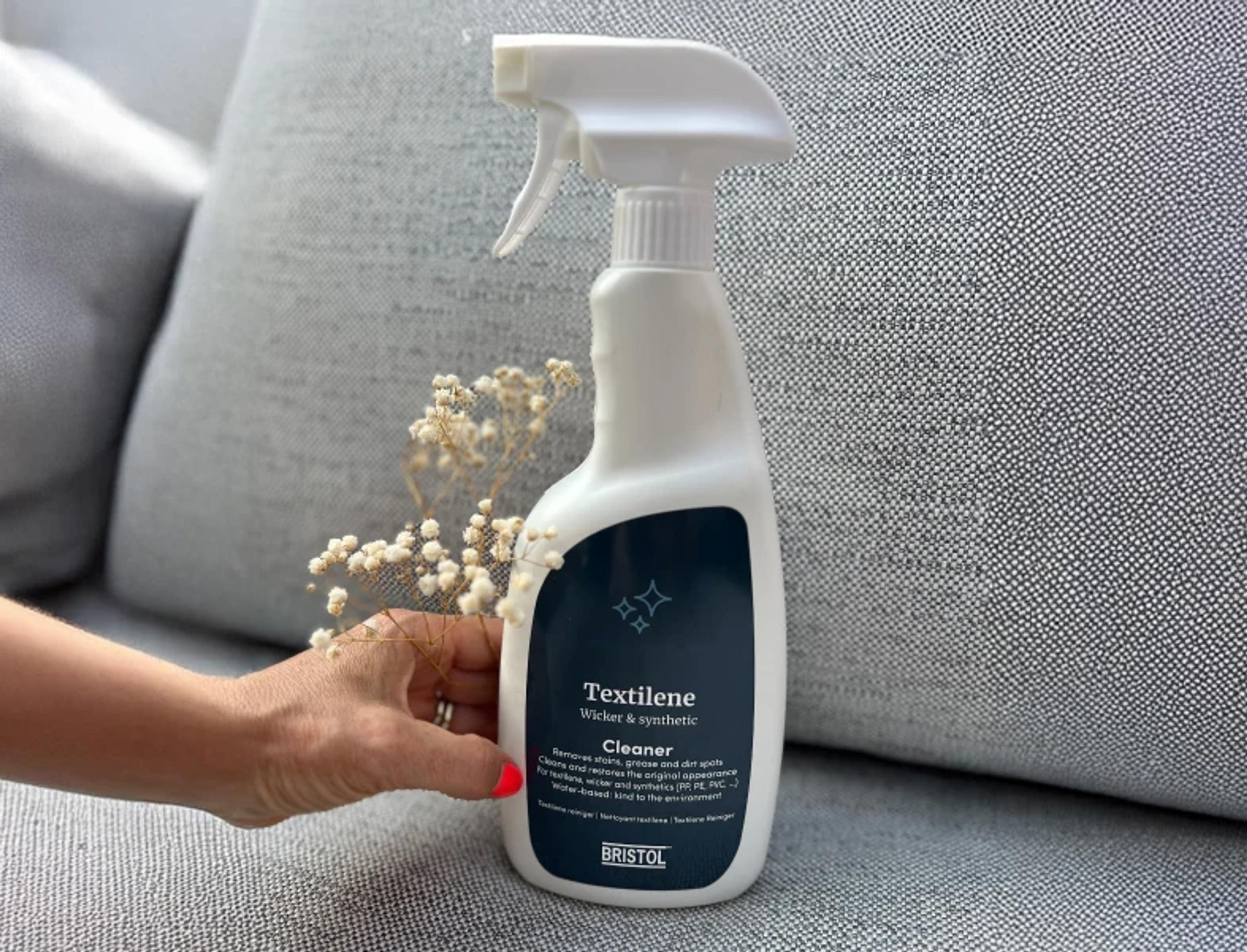 de textilene reinigings spray van Bristol door exterioo tuinmeubelen 