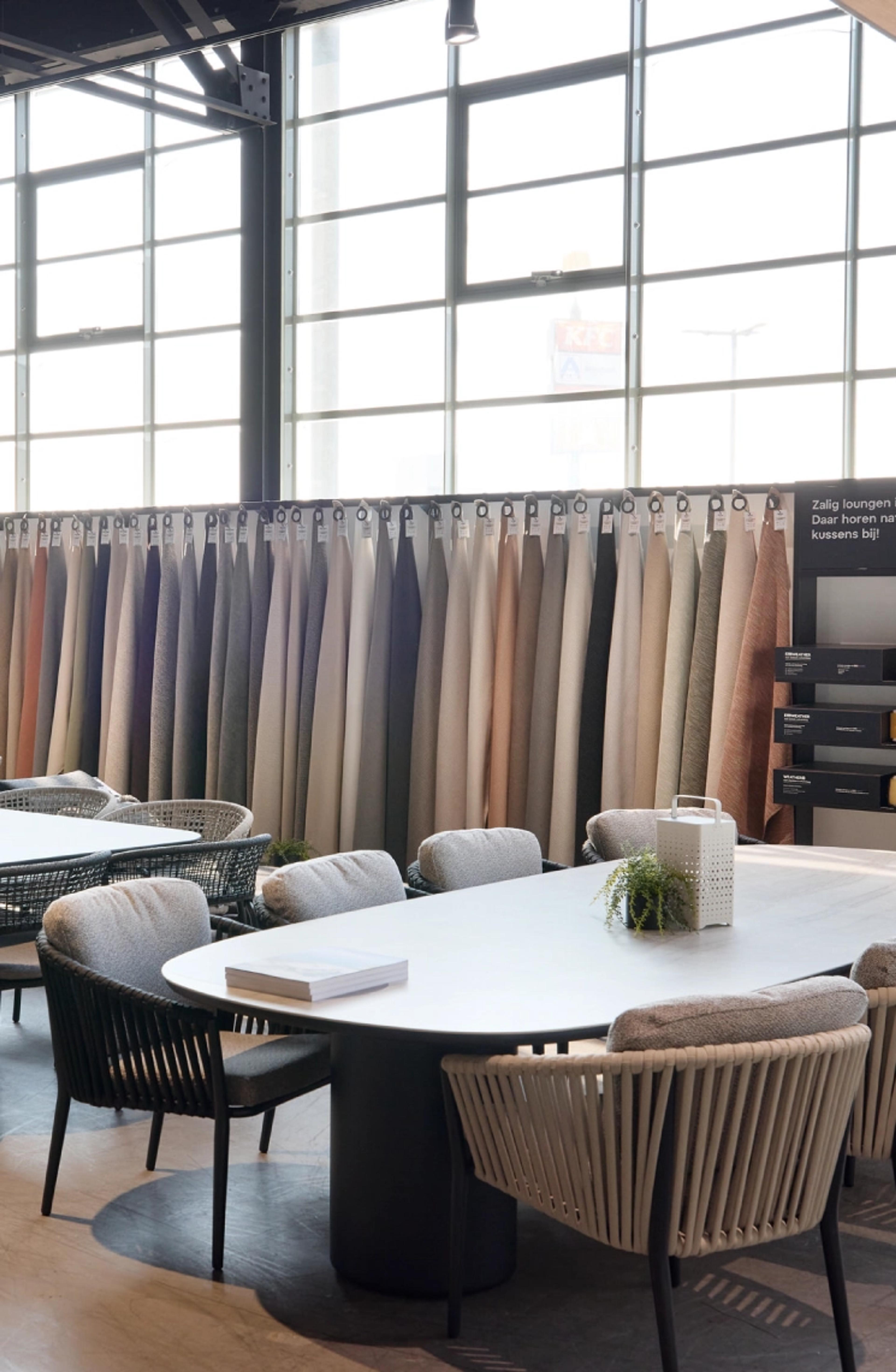 Uitgebreid assortiment van showroom Exterioo Zaandam