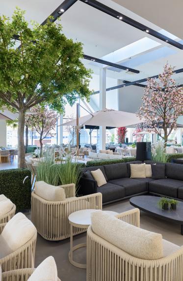 Interieur van showroom Exterioo Knokke