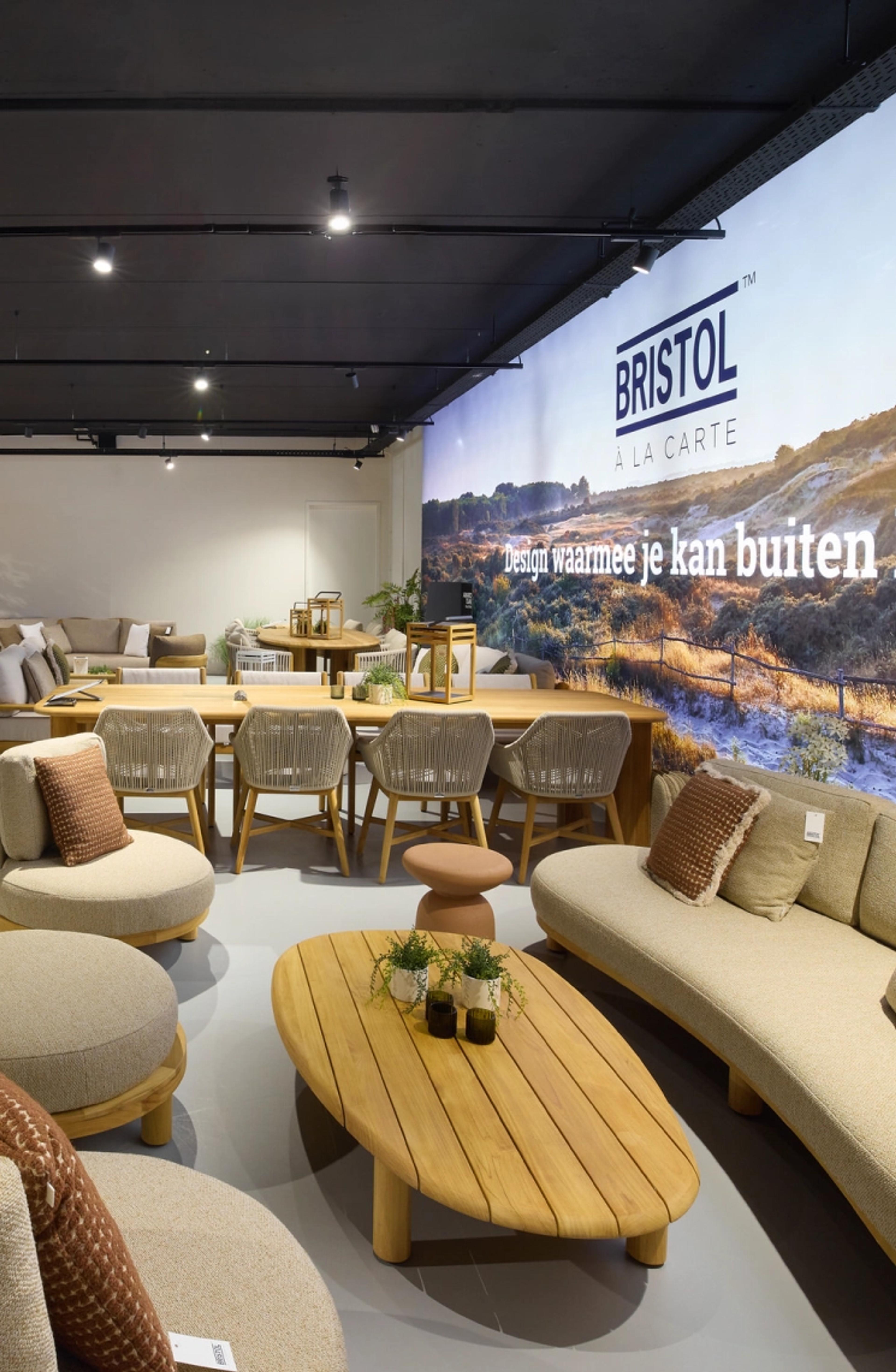 Uitgebreid assortiment van showroom Exterioo Roosendaal